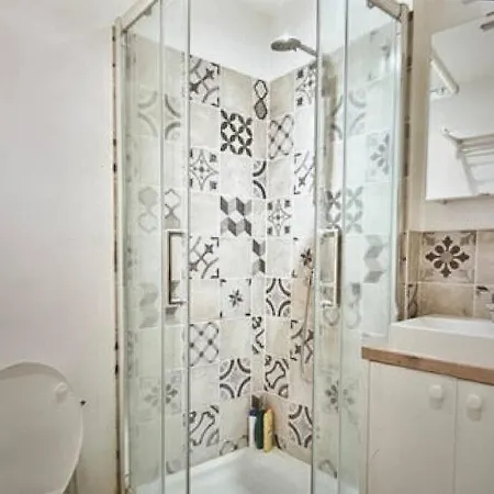 Appartement Studio Cosy Et Agreable Equipe *